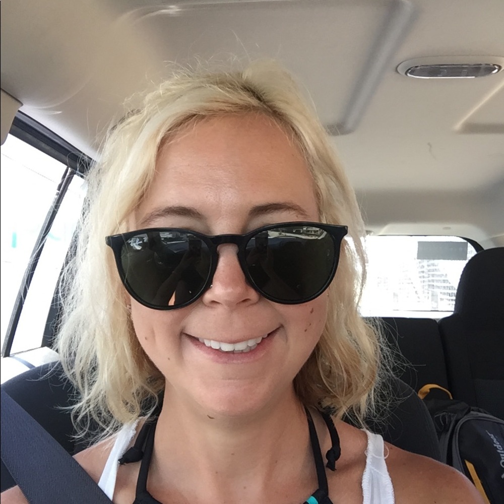 Meet your Posher, Heidi